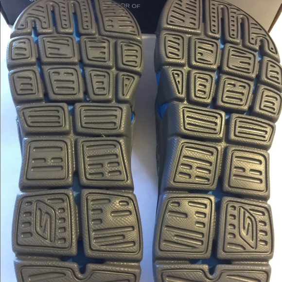 NWT Skechers Goga May 360 Performace 12 Men Flip Flop Blue AGION Slippers - Picture 2 of 5